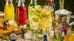 Viral Miniature Workers Food Photography Images